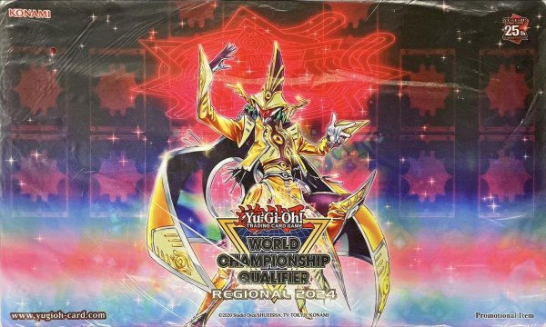 画像1: プレイマット『幻惑の魔術師(WCQ)』【-】{-}《プレイマット》 (1)
