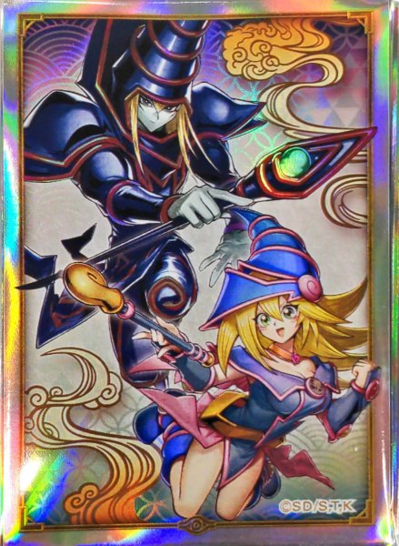 画像1: スリーブ『ブラックマジシャン&ブラックマジシャンガール(WCS2026)』100枚入り【-】{-}《スリーブ》 (1)