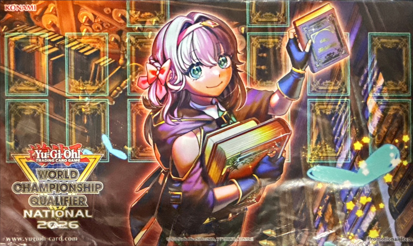 プレイマット『妖精伝姫を語る者(WCQ2026)』【-】{-}《プレイマット》